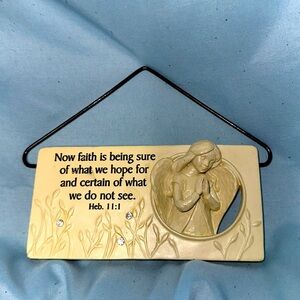 Hebrews 11:1 Wall hanging 5 x 5”